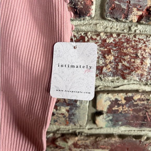 Free People Intimately Ribbed Scallop Hem Cami — Dusty Rose — NWT - Picture 3 of 4